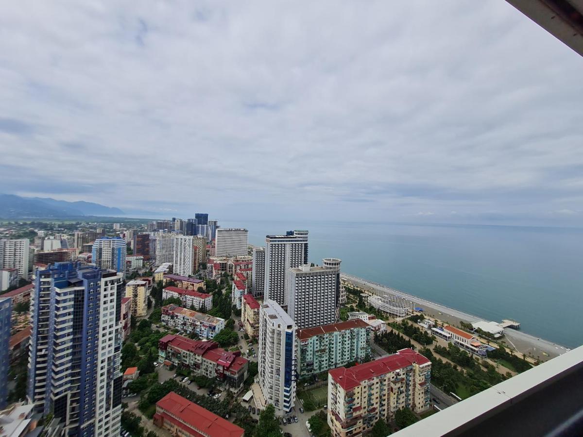 Hotel Orbi City Sea Horizon Batumi Exterior photo